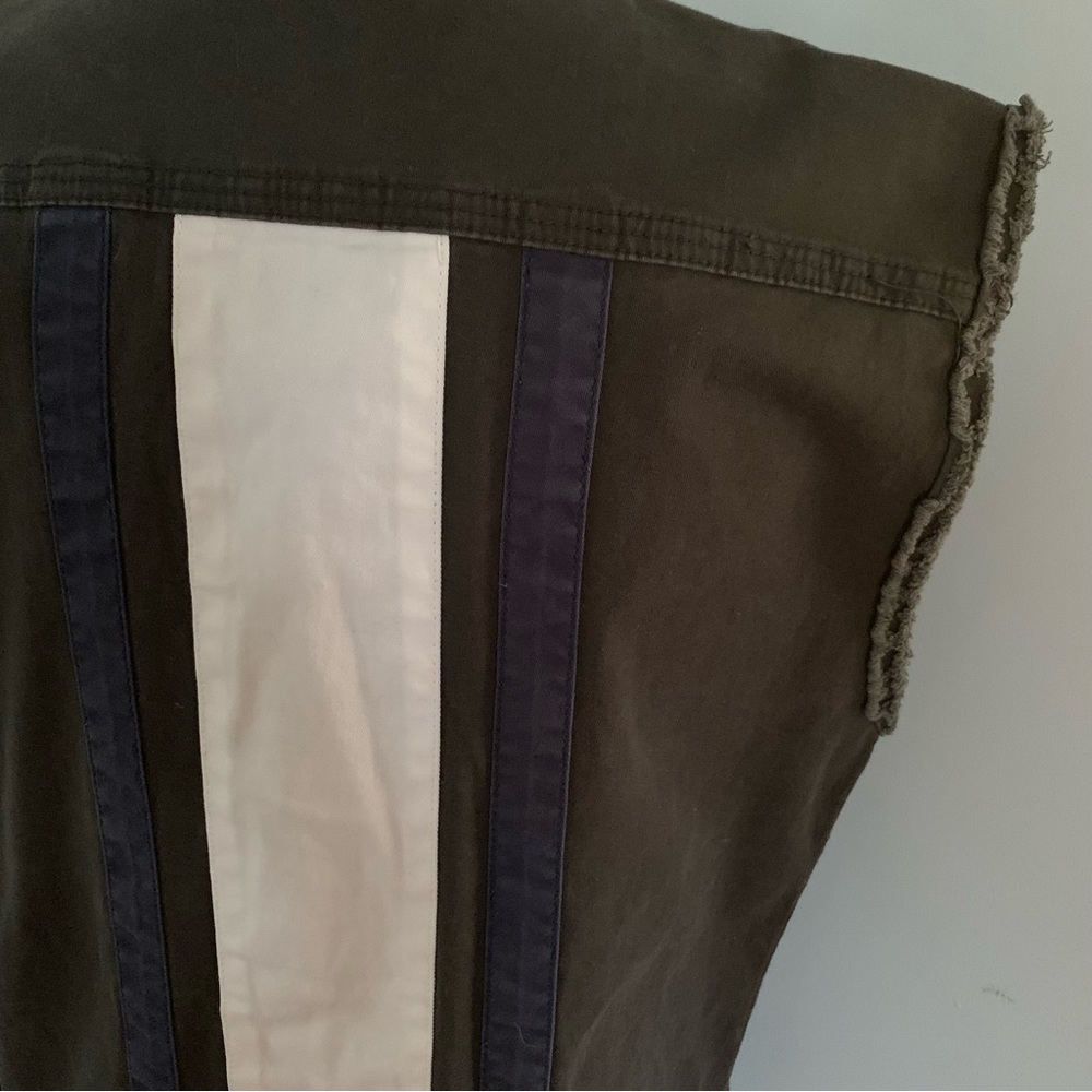 Boho style utility vest in dark gray with contrast white blue stripes on back - Picture 7 of 15